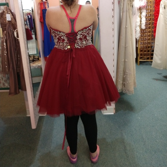 Formal Dress - Picture 2 of 4